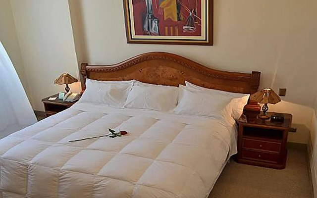 Miraflores Colon Hotel
