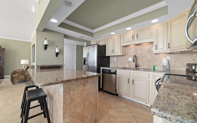 Seaspray West 105- Gulf Front