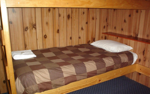 Southern Cross Motor Inn & Tourist Park