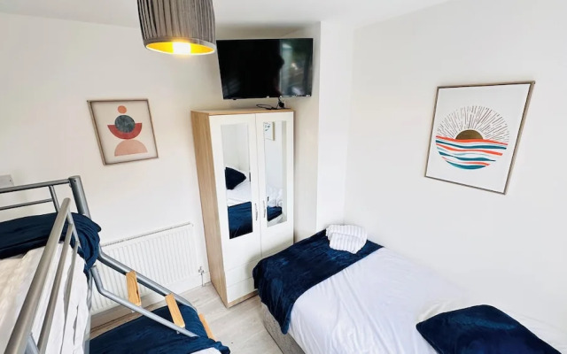 Pengam House