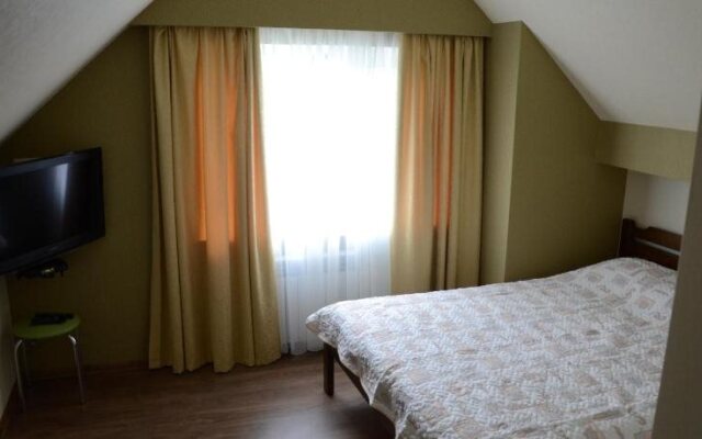 Hotel Yar