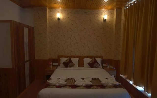 Valley View Hotel & Restaurant