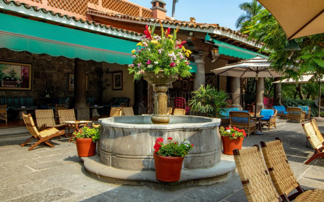 Las Mananitas Hotel Garden Restaurant and Spa