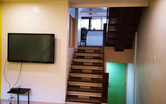 Sulit Condo Unit Santa Mesa Manila