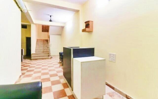 Hotel Station View Mughalsarai by ShriGo Hotels