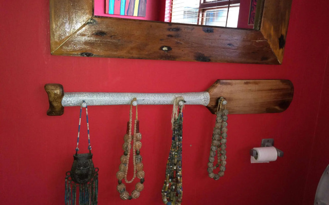 Khanya Kude