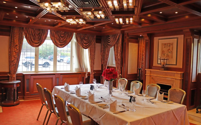 Fredrick's Hotel Restaurant & Spa