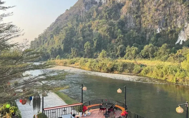 Phalai view hotel