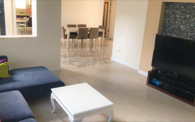 King Villa