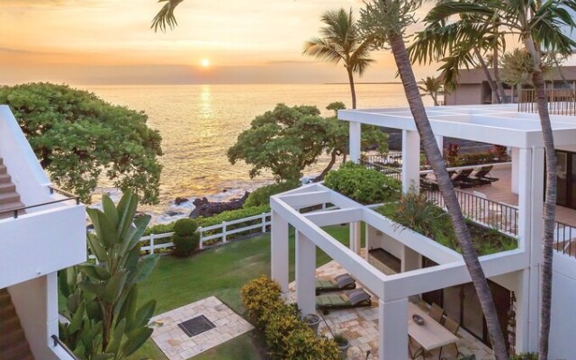 Royal Sea Cliff Condo
