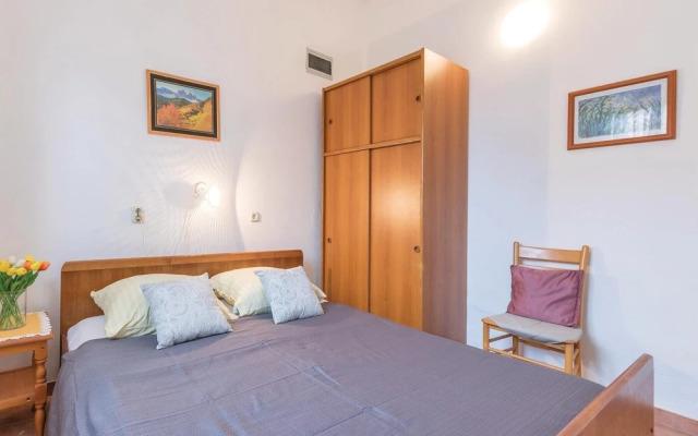 Amazing Home in Medulin With Wifi and 1 Bedrooms