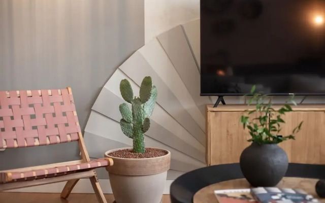 Guban - 2 Bedroom and Balcony in Azca