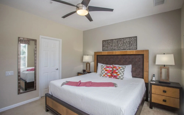 Luxury Vista Three Bedroom House 3071