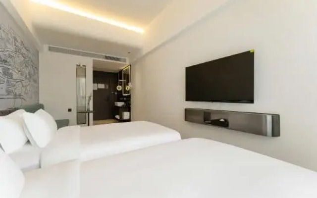 Shanghai Pudong Xiangguo Hotel (Huinan Metro Station)