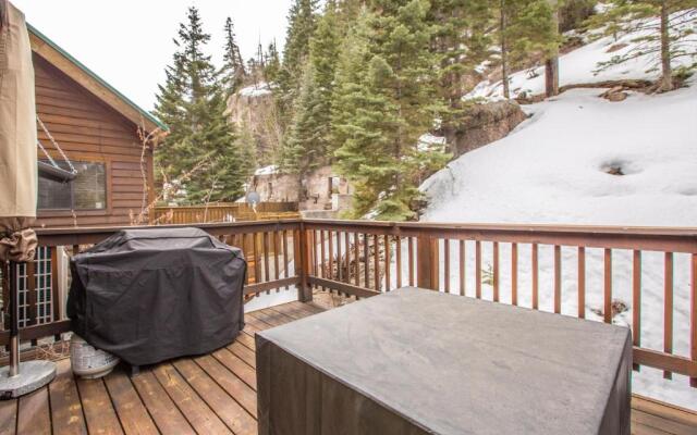 1490OAK Grandview Condo