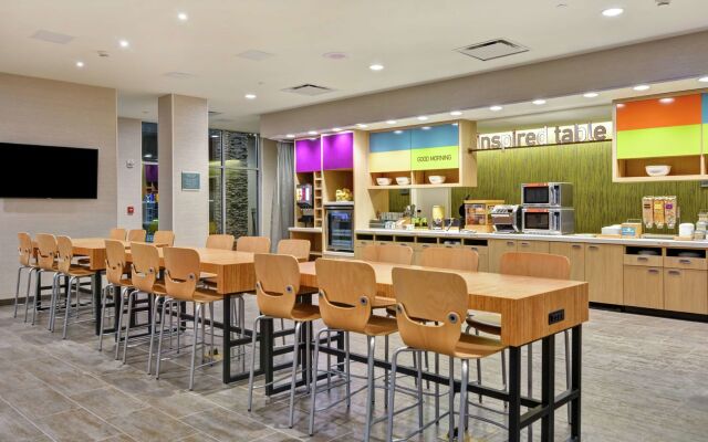 Home2 Suites by Hilton Charlotte Piper Glen