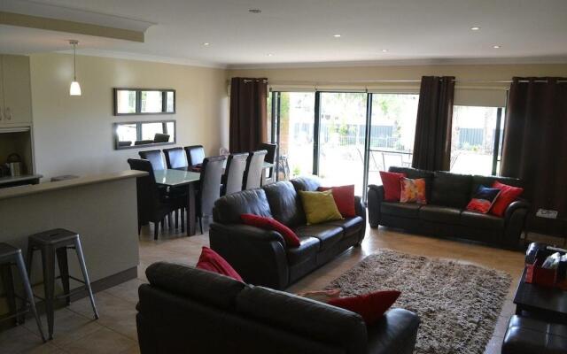 Elsinor Townhouse 8 Mulwala