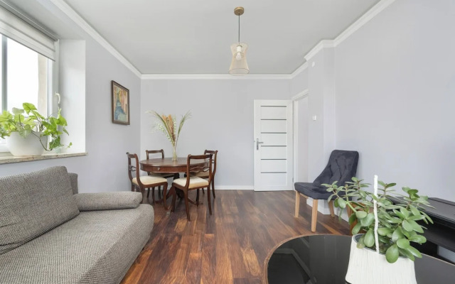 Wroclaw Center Apartment by Renters