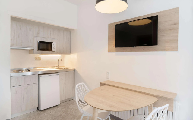 Sol Lunamar Palmanova Apartamentos – Adults Only