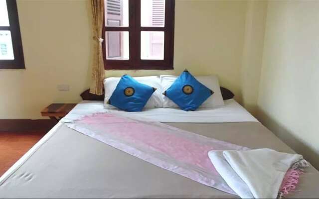 Mao Phashok Guesthouse