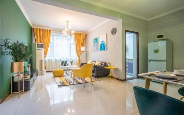 Zhengzhou Zhongyuan·Zhongyuan Wanda· Locals Apartment 00168220