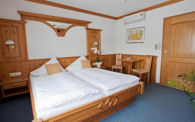 Pension KNOLL ****