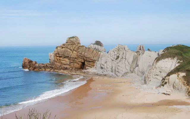 Apartamentos Playa de Portio