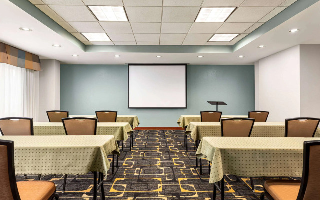 Wyndham Garden Duluth