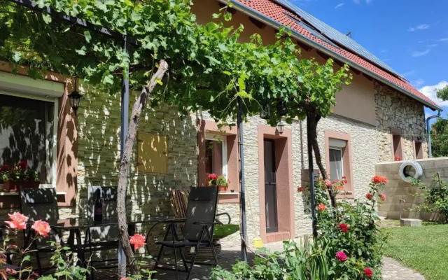Lugas Apartman