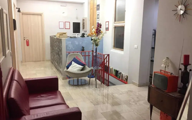 Roma Art Rooms