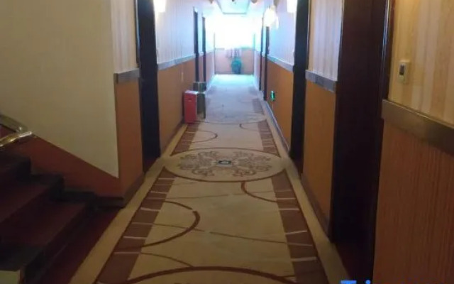 Xixiangfeng Business Hotel