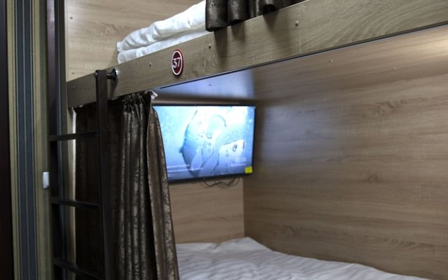 Sanor Capsule Hotel - Hostel