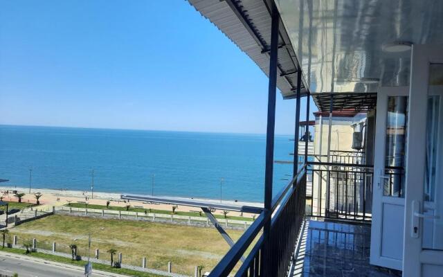 Apartment in Khimshiashvili with sea view