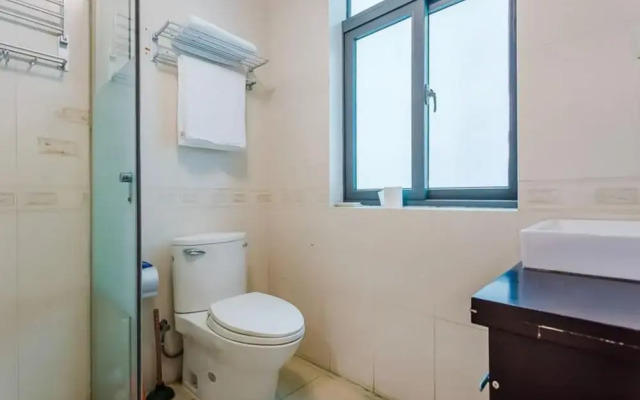 Locals Boutique Apartment Jida No.4