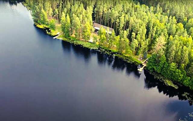 Saarj¿e puhkemaja tuba koos hommikus¿¿giga