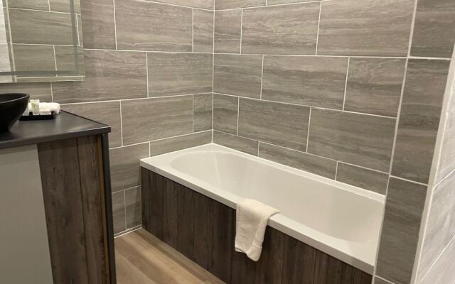 The Waterfront Lodges