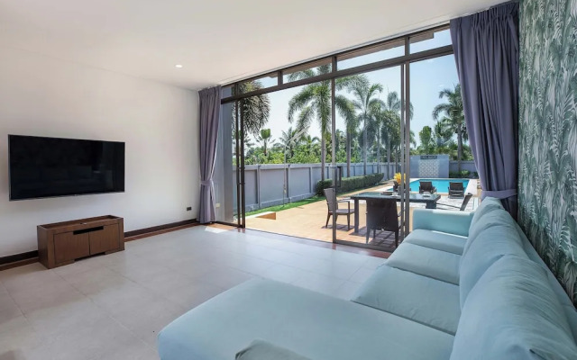Modern 3BR Pool Access Villa Argent 6