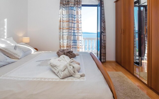 Amazing Home in Omis With Sauna, Wifi and 6 Bedrooms