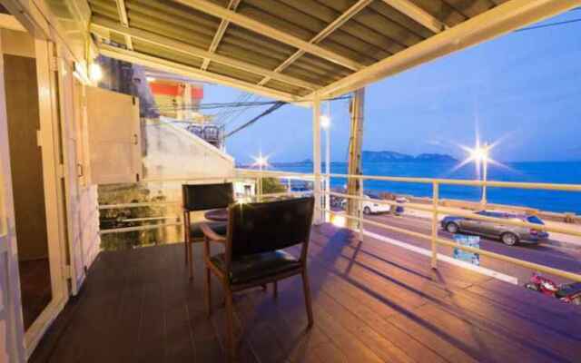 Thur Hostel Ao Prachuap