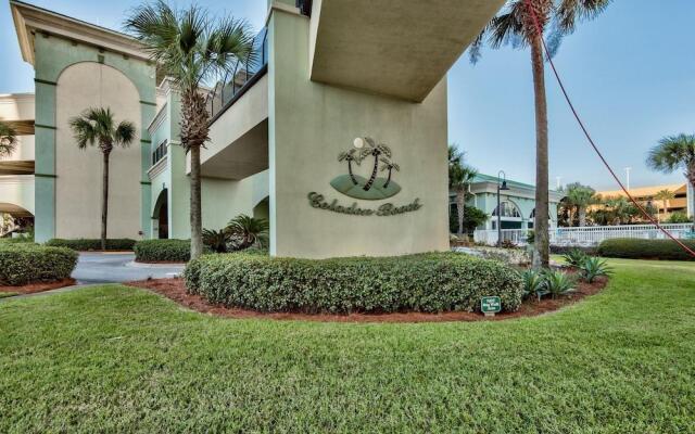 Celadon: Unit 102 by Forehand Rentals