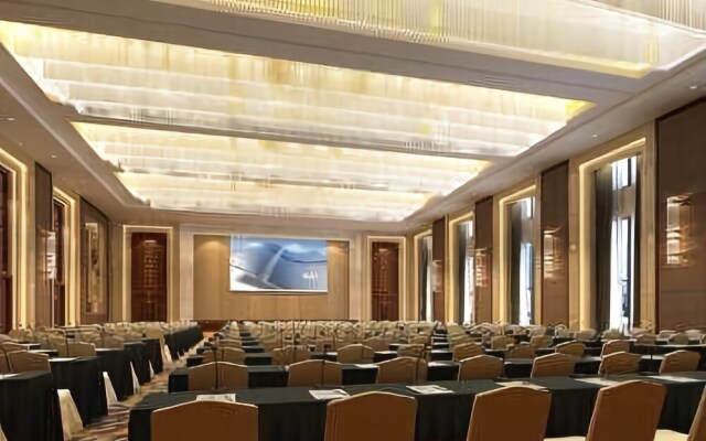 Hong Ji Hua Tian Hotel