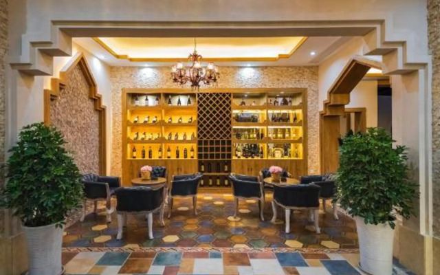 Riverside Pool Hotspring Boutique Hotel