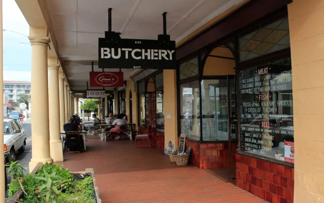 Muizenberg Guestique