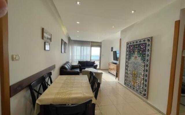 Netanya Dreams Luxury Apt.W02