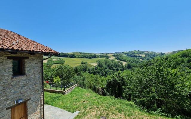 Agriturismo 6 appartamenti 25 posti letto