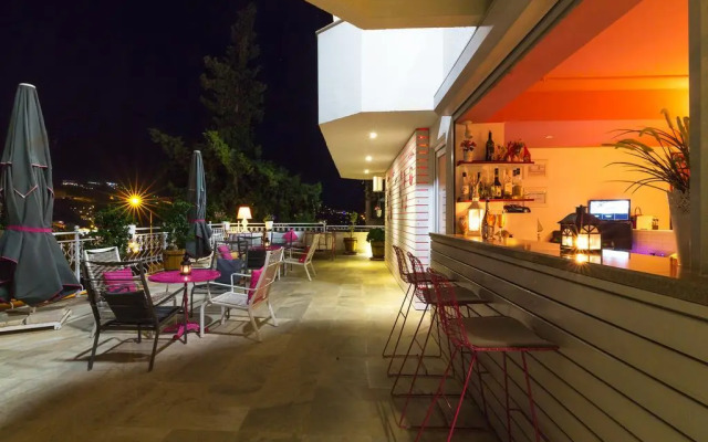 Kalkan Suites