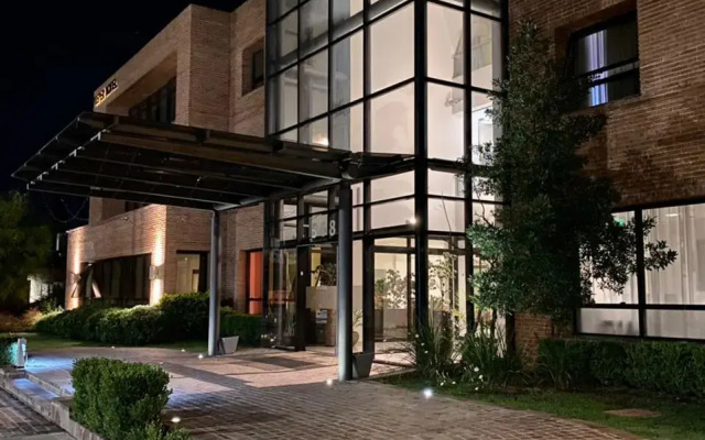 Neper Select Hotel