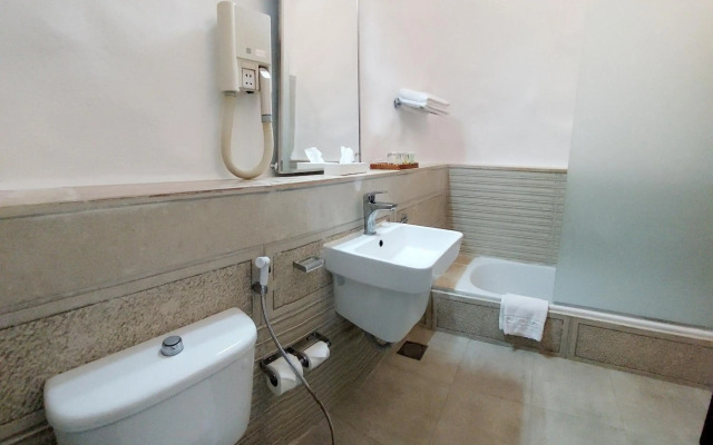 Hayat Zaman Hotel & Resort