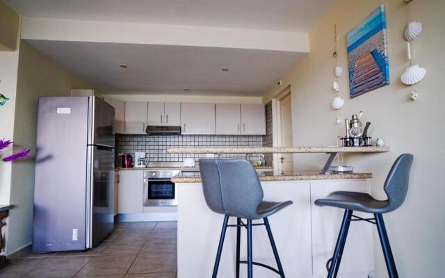 Beach Front And Beautiful 2 Bedroom Suite 21