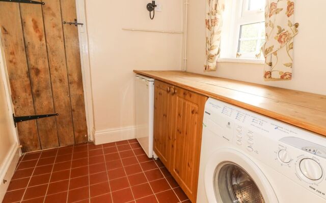 Poston Holiday Cottage